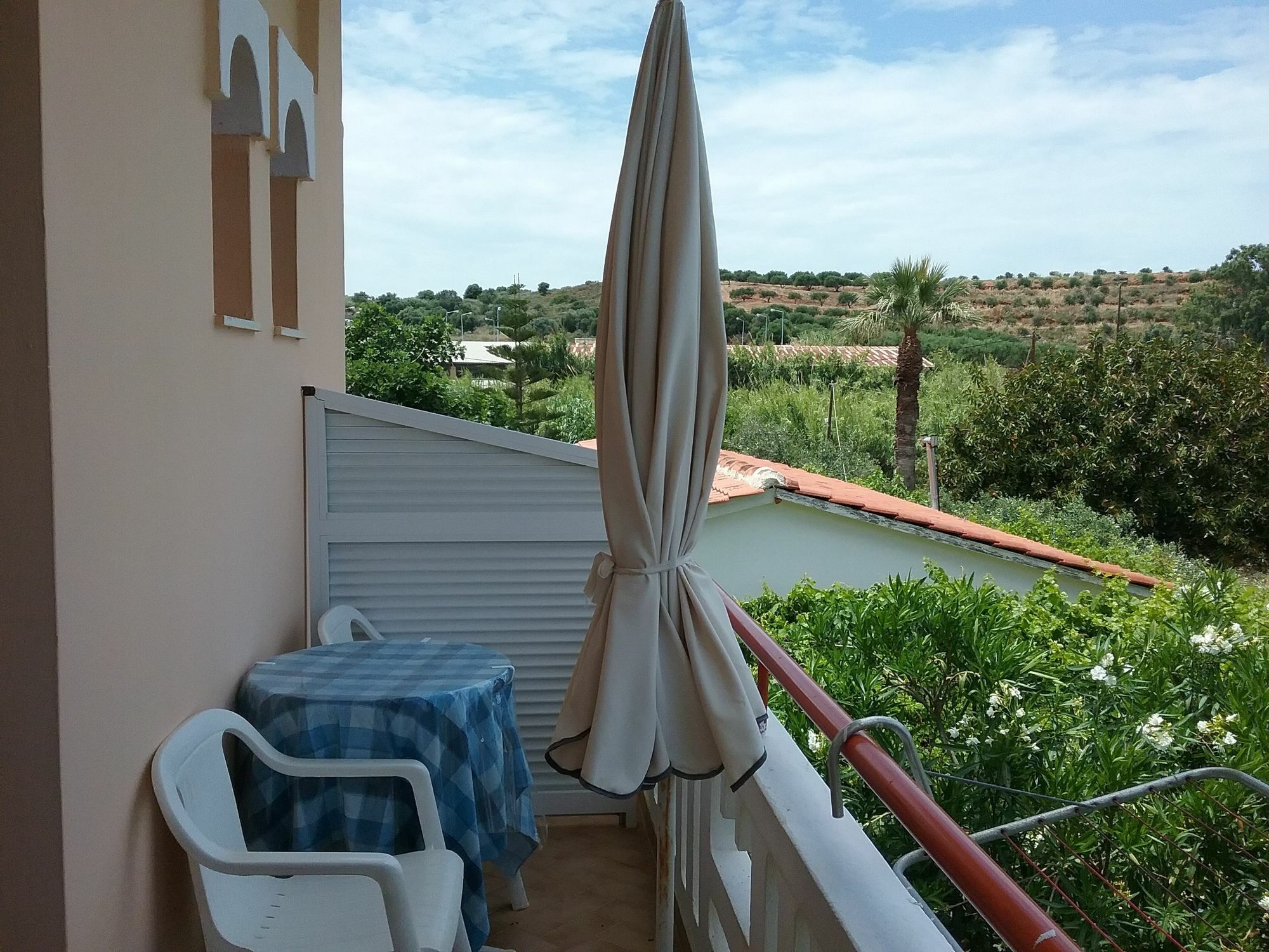 Ilona Apartments Ханья Экстерьер фото