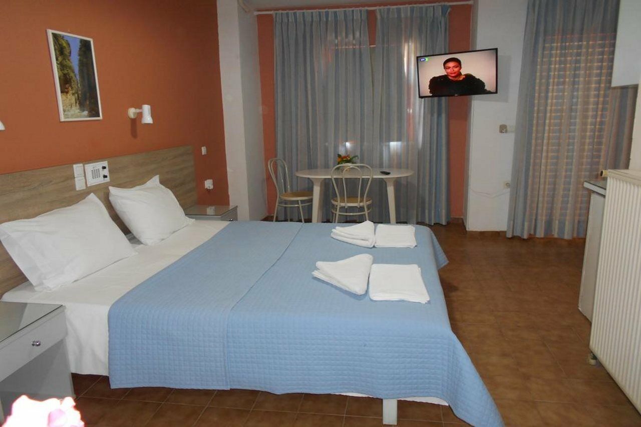 Ilona Apartments Ханья Экстерьер фото